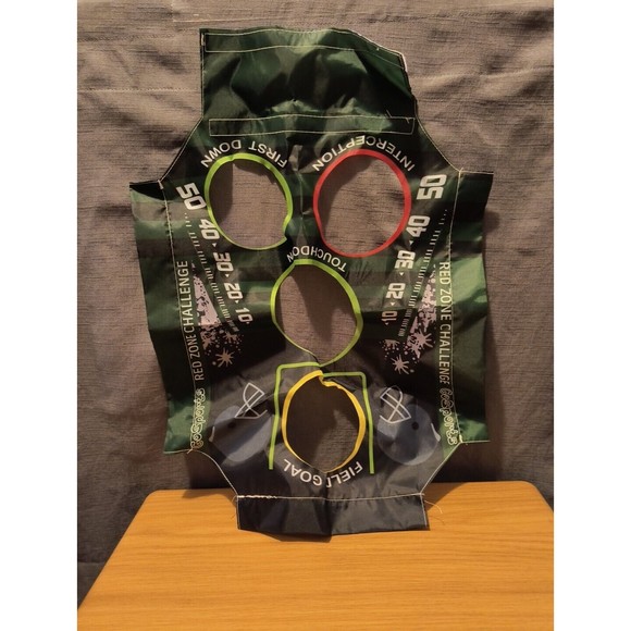 FOOTBALL BEAN BAG TOSS GAME SET INDOOR/OUTDOOR "KOLE IMPORTS" NEW - Picture 3 of 8